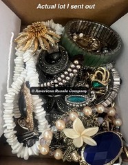 1 Pound of Unsorted Unsearched Jewelry Vintage Modern Wear Junk Treasure Hunt