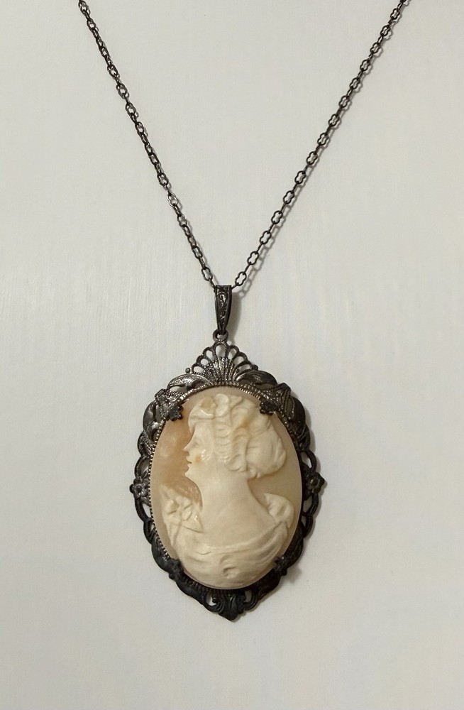 Vintage Victorian Revival Sterling Silver Carved Shell Cameo Pendant Necklace