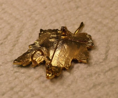 Maple Leaf dual purpose brooch pendant orange green with rhinestones 2011 FL