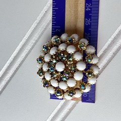 Vtg 1950s Weiss 2” Milk Glass Rhinestone Brooch Pin & Clip On Earrings-Gold Tone