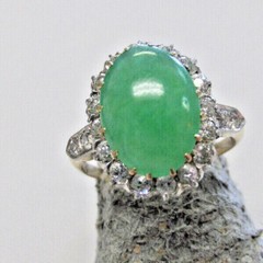 Vintage 18k Gold Green Jadeite Jade & Diamond Ring Size 7.5 Ornate MAKE OFFER