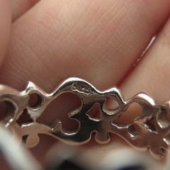 925 Sterling Silver Vintage Modernist Open Heart All Around Band Ring Size 11.75