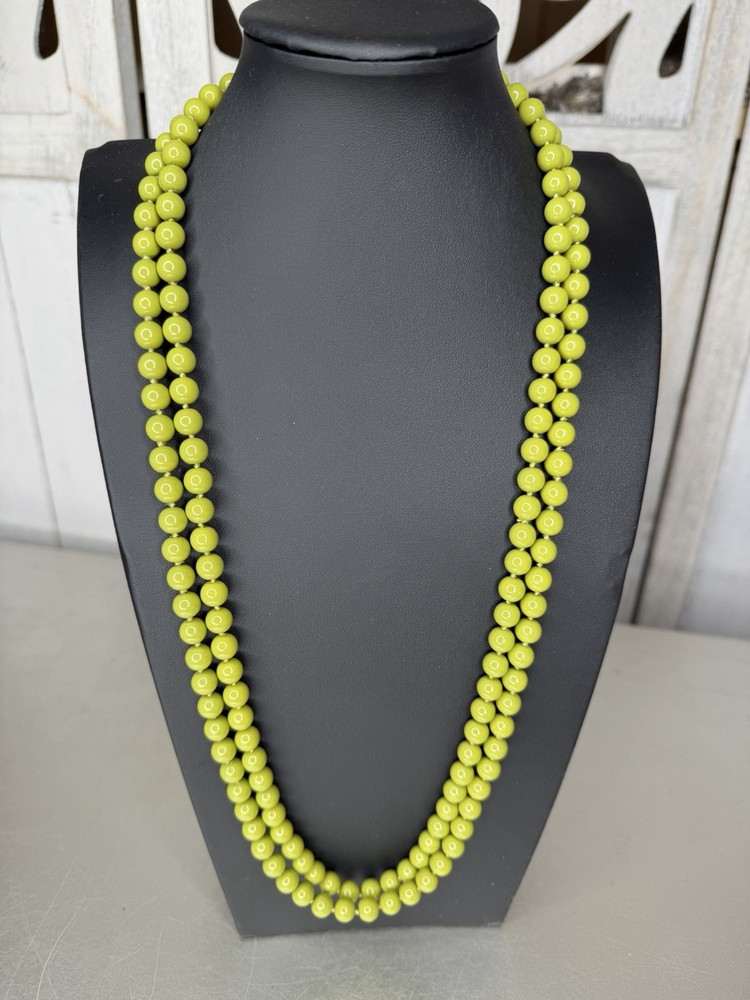 Vintage 60s 70s Mod Green Glass Bead Hand Tied Extra Long Necklace 28in