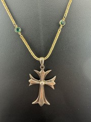 925 Sterling Silver Gothic Maltese Cross Pendant Gold Tone Green Inset Necklace