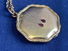 Antique Gold Plated Speidel Locket Necklace Jewelry 17.5″ Amethyst Color *READ*