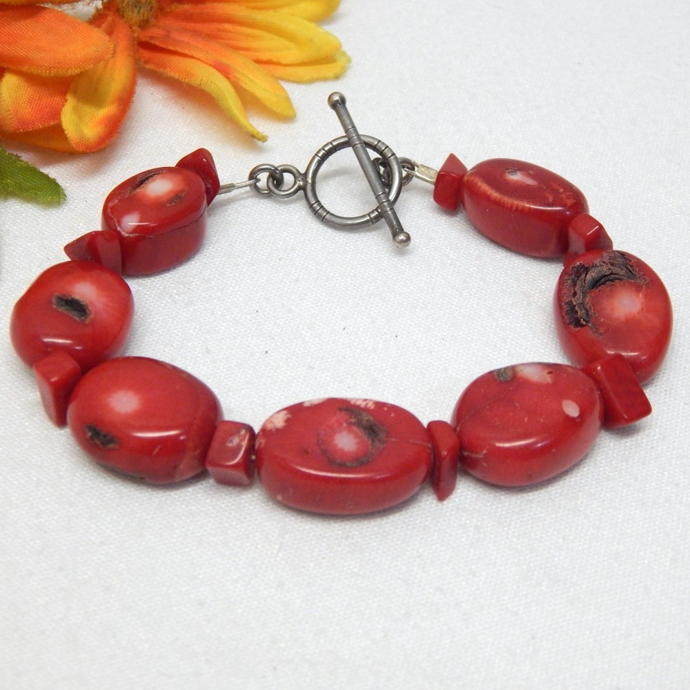 Vintage 925 Sterling Silver & Red Coral Bead Toggle Clasp Bracelet 7 1/2″