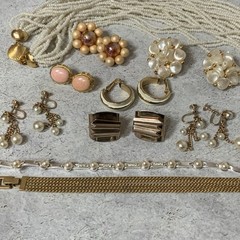 Vintage Jewelry Lot Pearl Bead Feminine Romantic Mixed Wearable Assortment