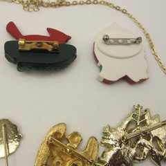 Vintage Christmas Jewelry Lot Santa Tree Angel Snowman Cardinal Poinsettia
