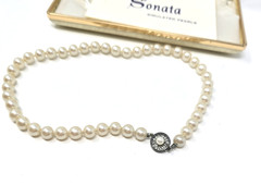 Vintage 50’s Sterling Silver Clasp SONATA Glass Faux Pearl Necklace In Box