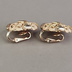 Vintage Avon Clip On Earrings Gold Tone Round Filigree .75″