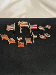 USA Patriotic Jewelry Lot AMERICAN FLAG PINS BROOCHES Rhinestones Red White Blue