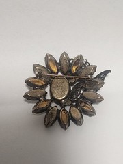 Vintage Brown Marbled Art Glass Rhinestone Filigree GoldTone Brooch STUNNING