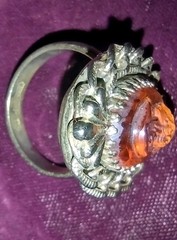 Whiting And Davis Amber Cameo Ring Signed Gold Chain Boarder Vintage 7.5
