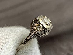 Vtg White Gold Diamond Ring 2.55g Fine Jewelry Size 5.25 Band Clear Stone *READ*