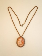 Vintage antique carved shell cameo pendant necklace gold filled harp goddess