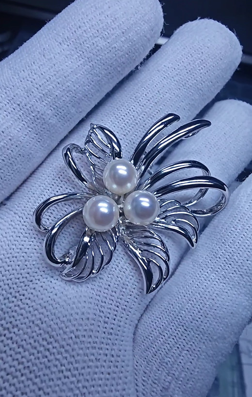 Japanese Akoya Seawater Pearl Brooch Pin Pendant 2-Way Silver Rhodium Plated 45m
