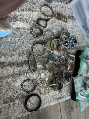 COSTUME VINTAGE JEWELRY Assortment Bracelets Over 185