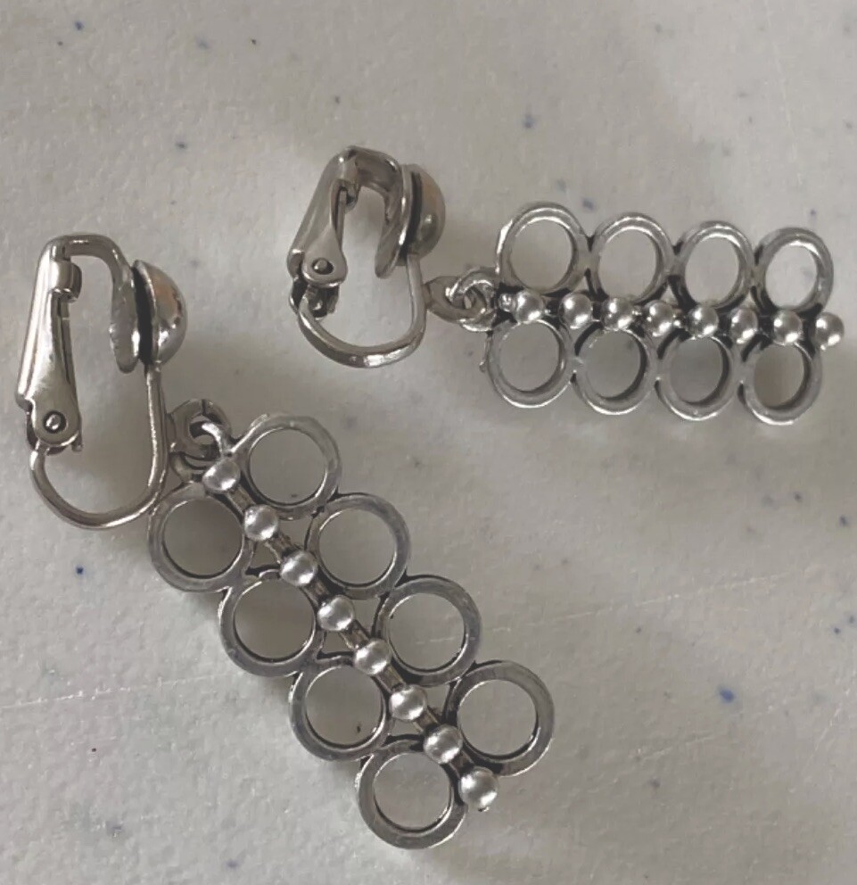 Vintage Art Modern Silver Tone Statement Dangle Clip On Back Earrings P868