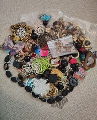 Jewelry Lot E 2.5 Lb. Some new; Some pre-owned & wearable, Most crafts, repair.
