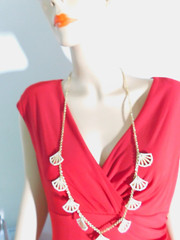 White Peach Acrylic Rhinestone Gold Tone Metal Fan Dangle Chain Necklace Vintage