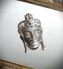 ART DECO VINTAGE STERLING SILVER ASIAN BUDDHIST REGAL FACE PIN FIGURAL BROOCH