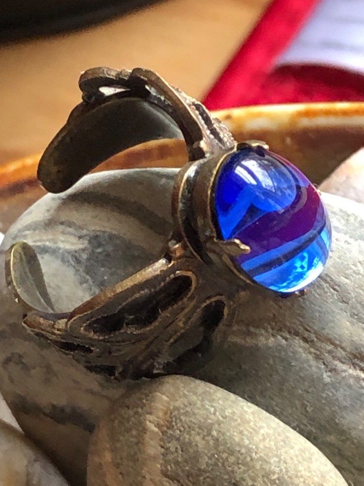 Vtg KIM CRAFTSMAN RING Bright Blue Cabochon Brass Signed Adjustable COCKTAIL