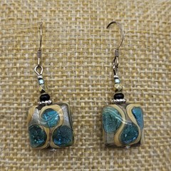 Fabulous Artisan Art Glass bead earrings pierced dangle