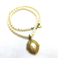 Vintage 1928 Necklace Faux Pearl Cabochon Gold Tone Pendant Necklace 18 in