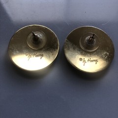 Vintage SAMUEL HUANG Round Swirl Gold Tone Enamel Earrings Pierced