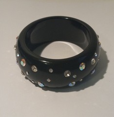 Vtg 1 1/8″ black plastic oval bangle bracelet aurora borealis rhinestones #20