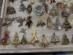 60 Vintage Christmas Tree Santa Angel Signed & Unsigned Pin Lot Brooches