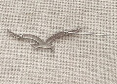 Vintage Minimalist Flying Seagull Brooch Pin Silver Tone 3″ Mid Century Modern