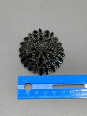VINTAGE SCHREINER OF NEW YORK BLACK JET RHINESTONE Dome BROOCH (786)
