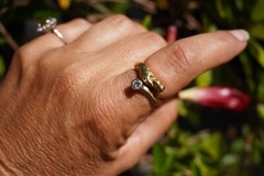 Art Nouveau 18K Lady Luck Ring