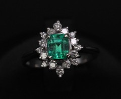 Fine Vintage 0.60ct Colombian Emerald 0.26ct Diamond Platinum Ring Size 4.75