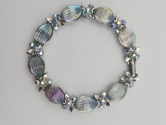 Vintage LISNER 1959 Melody IRIDESCENT Molded Glass Bracelet and Earrings