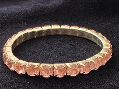 Vtg Selenium Glass Pink Rhinestone Stretch Bracelet • UV Glow Expansion • MCM