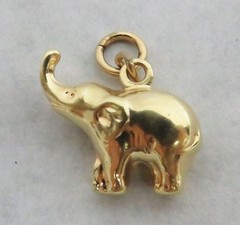 DELIGHTFUL VINTAGE 14K GOLD ELEPHANT CHARM