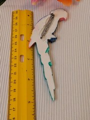 Colorful Parrot Brooch Pin With Vibrant Multicolor Design & Secure Clasp Back