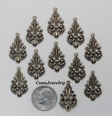 #3420 ANTIQUED GOLD OPEN FILIGREE TEARDROP W/TOP HANG RING – 12 Pc Lot