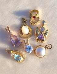 Lot of 8 Vintage Gemstone Faux Pearl Ring Gold Tone Pendant Charm Set