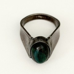 Vintage Israel Modernist Designer 925 Sterling Silver Green Stone Ring Size 7.25
