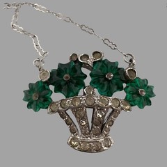 DELICATE GARDEN FLOWER BASKET FRUIT SALAD NECKLACE SIGNED~ TRIFARI ALFRED STYLE
