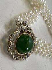 18 Inch Vintage Green Glass Genuine Pearl Necklace