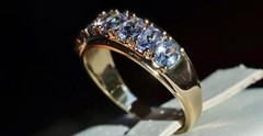 10k yellow gold ring 1.00ct natural tanzanite size 6 band vintage 2.15gr N3511