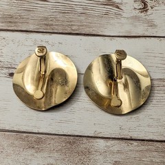 Vintage Clip On Earrings – Pushed In Gold Tone Circle Large – Multiple Marks