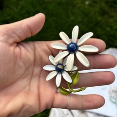 Vintage Retro Hippy Mod 60’s Lot of 3 Enamel Metal Colorful Flower Pins Brooches