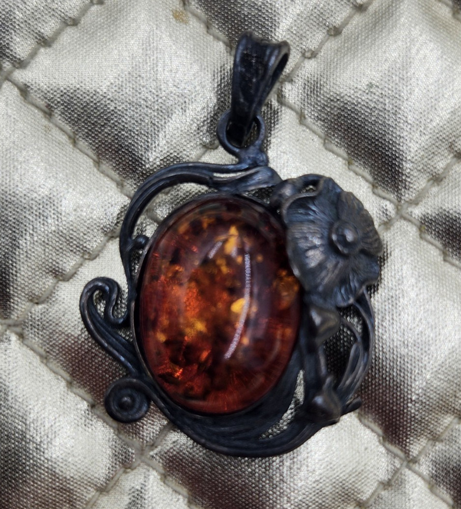 Natural Baltic Amber flower vintage Pendant charm Latvia circa 1970’s
