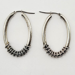 Oval Hoop with Rope Wire Twist Bottom Silver Tone Italy Vintage Earrings