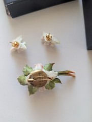 Capodemonte N A. GAGLIARDI Boquette Pin and Earrings set Made in Italy Vintage